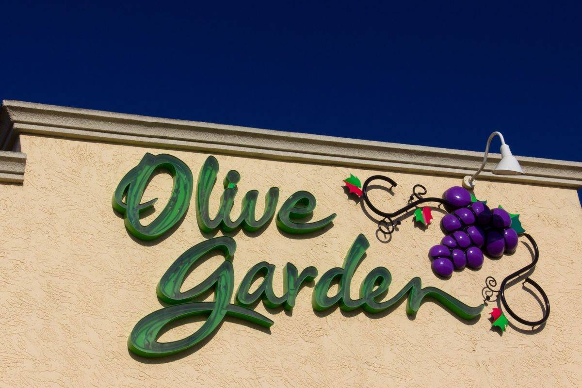 Totes Newsworthy examines whether Olive Garden's recent PR stunt will actually bring the chain more business.