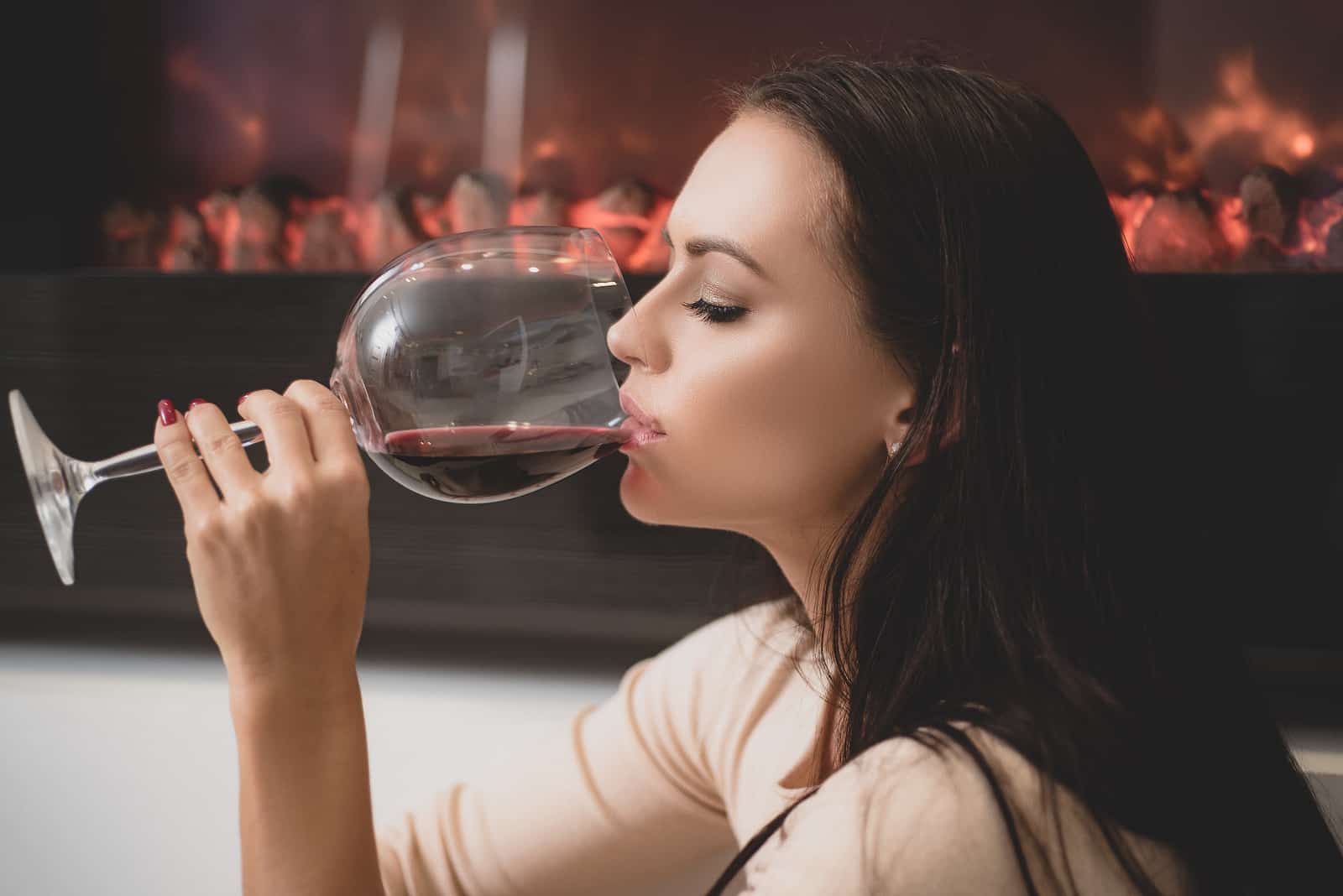 What Happens if You Drink Wine after Working Out?