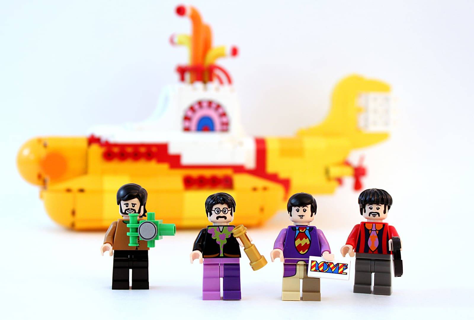 Lego Astounds World with Beatles Yellow Submarine Figurines (1)