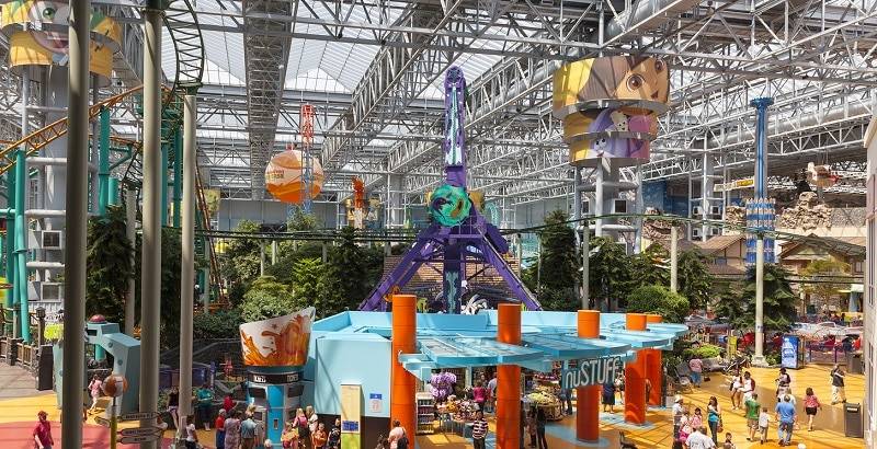 Mall of America Shocks Shoppers!