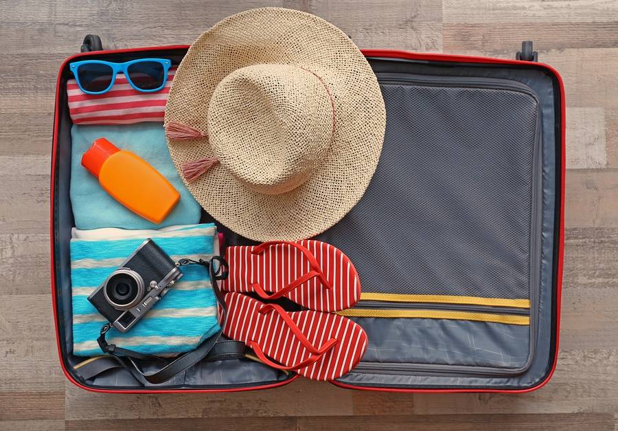 10 Must-Have Items for a Vacation