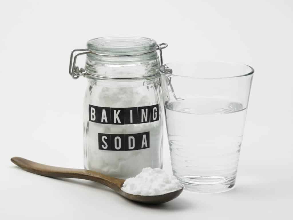 Home baking soda by Totes Newsworthy, Home Remedies Hacks For Bee Stings, Allergies, Dandruff, and Arthritis