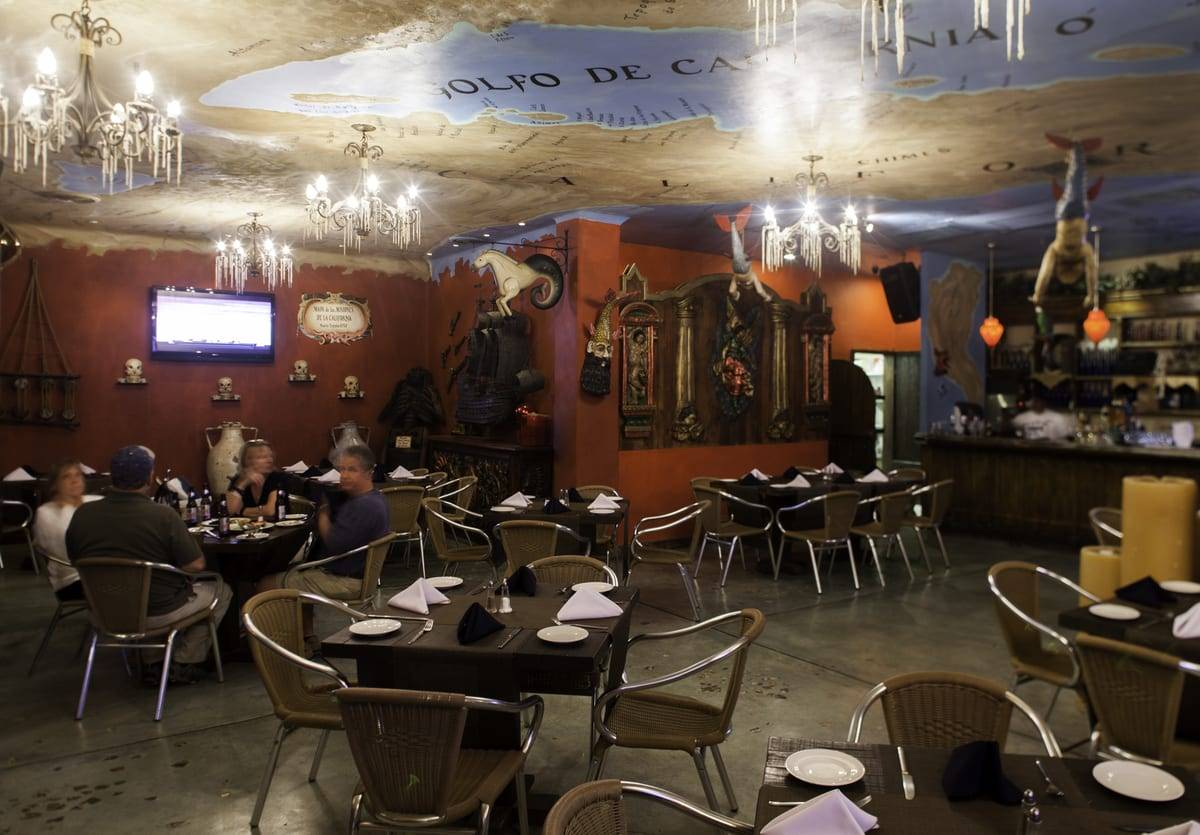 Golden Zone Cabo San Lucas, Lights Up Cabo Restaurant Scene