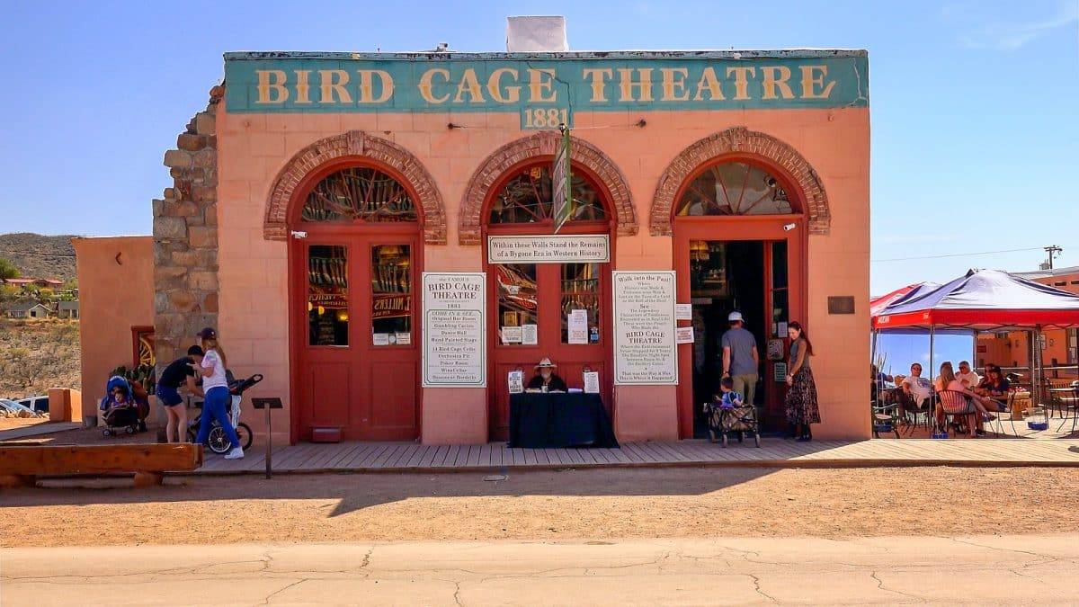 Cochise County Arizona Keeps Memories of the Old West Alive (4)