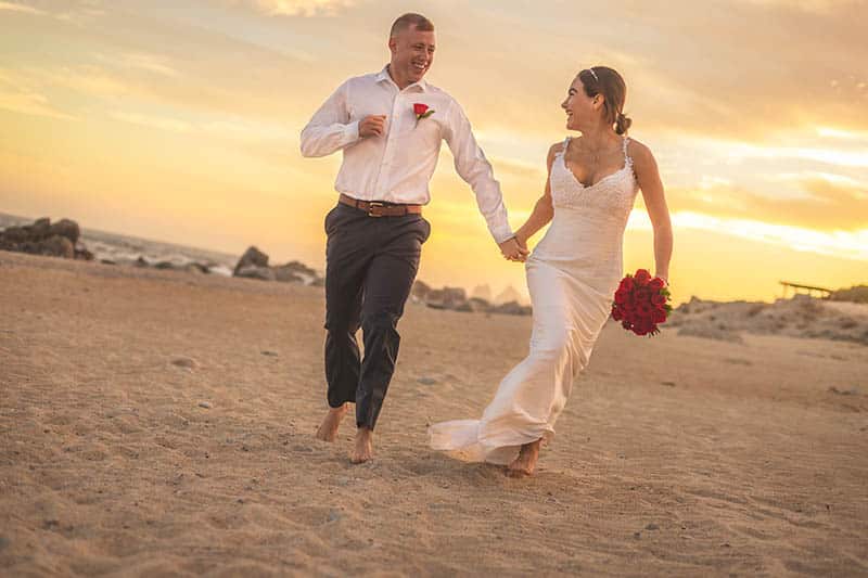 wedding couple at Cabo San Lucas