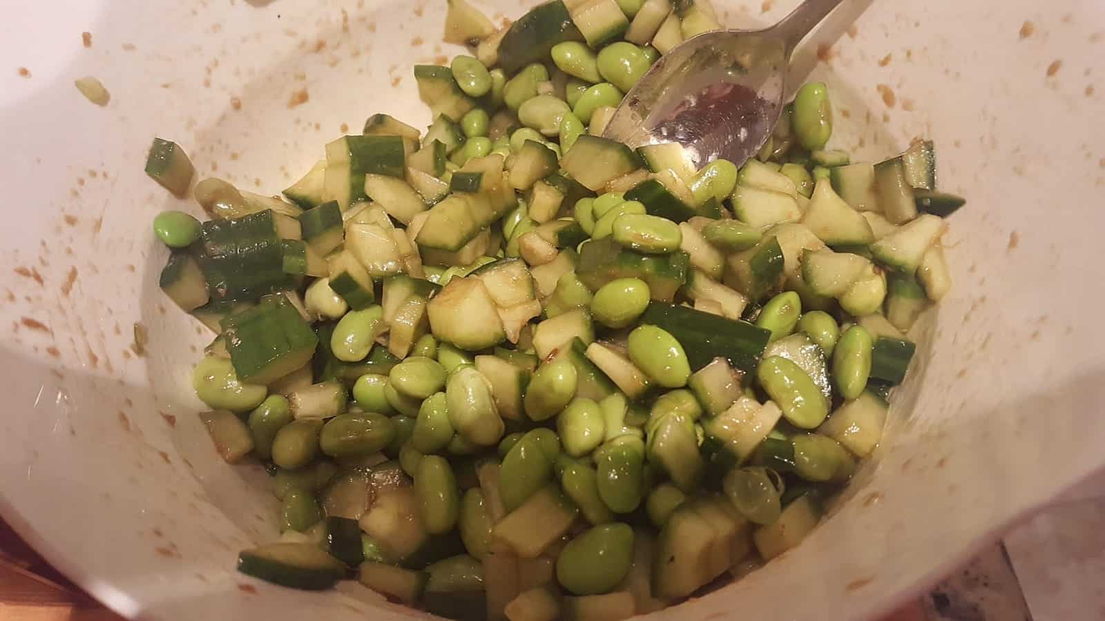 mixed cucumber and avokado