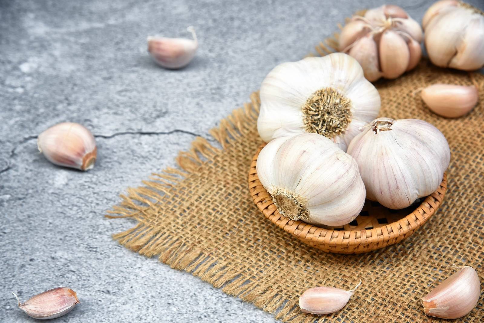 Food the Help Fight Cancer - Garlic