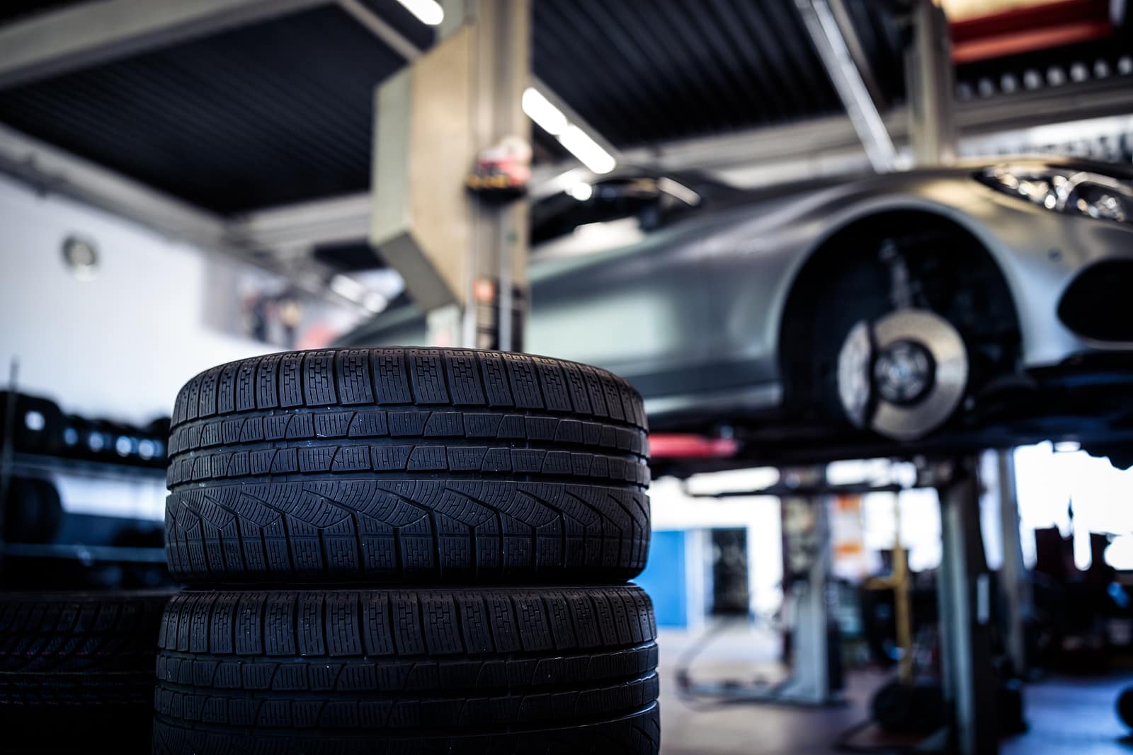 Signs It’s Time for a Wheel Alignment