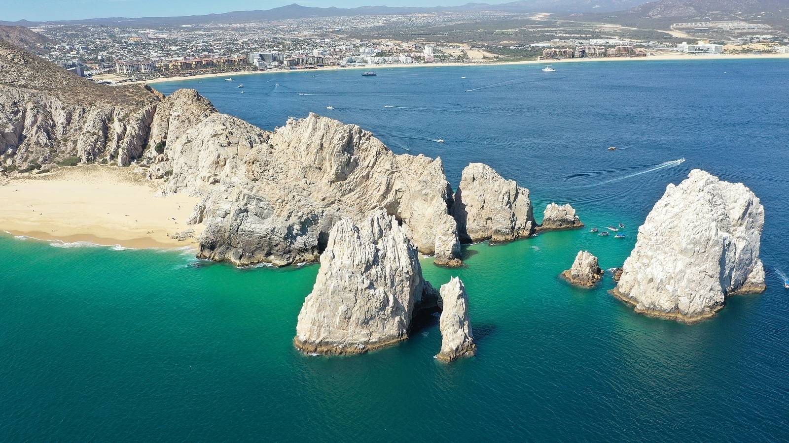 Arch of Cabo San Lucas in Mexico