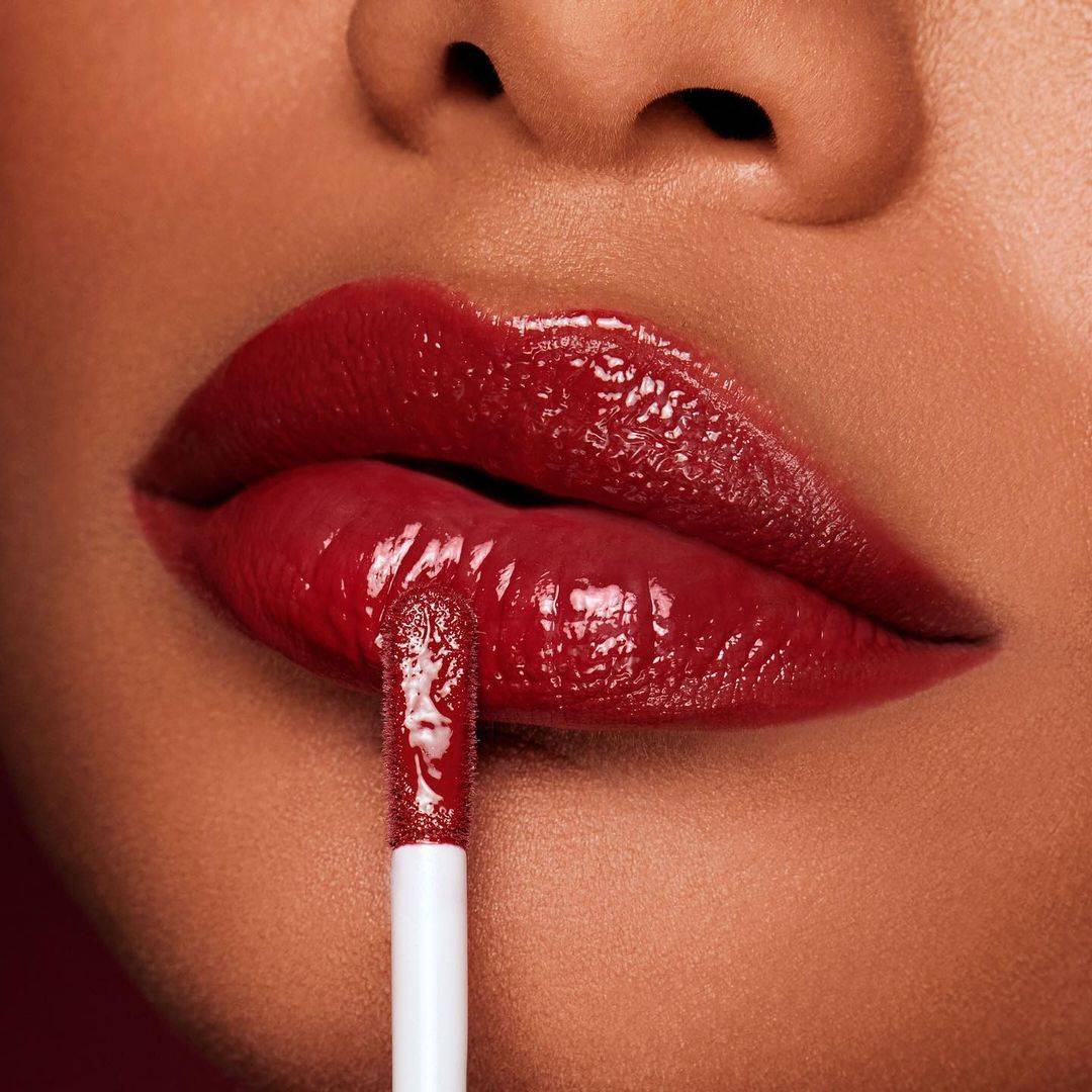 Fake Kylie Jenner Lipstick Kits Seriously Dangerous
