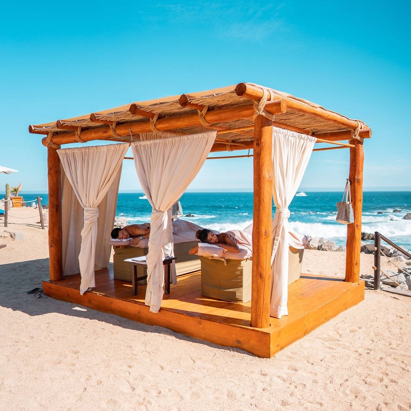 Luxurious Baja Resorts Nominated for Travel + Leisure Awards (1)