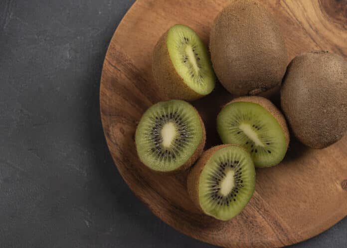 Top 5 Health Benefits of Eating Kiwi