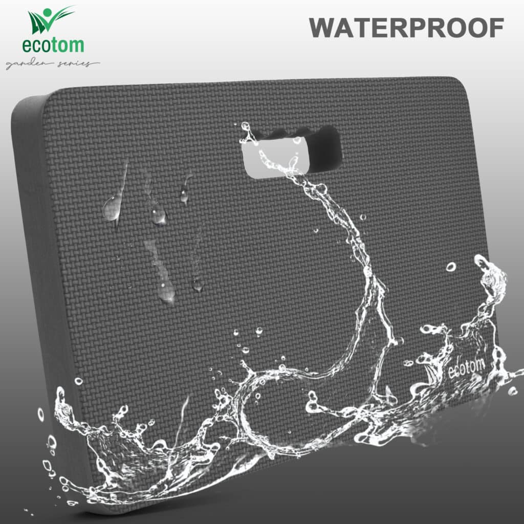 Waterproof kneel pad