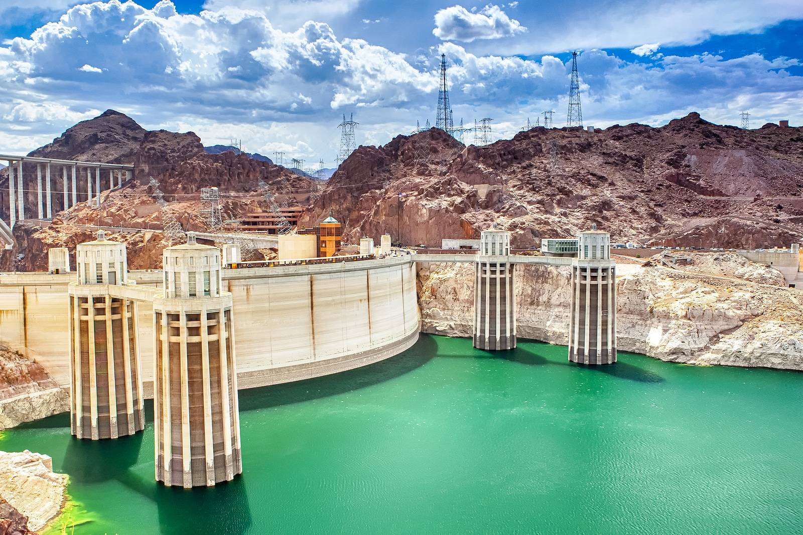 The Alarming Drying Up of Lake Mead
