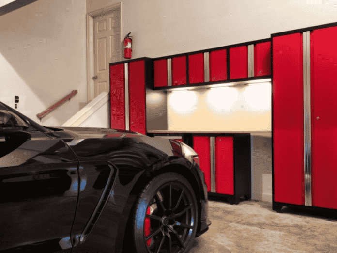 4 Beneficial Reasons To Park Your Car in the Garage