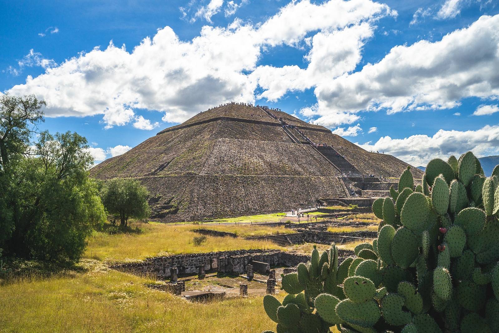 Scenery Of Pyramid Of Sun In Teotihuacan, Mexico