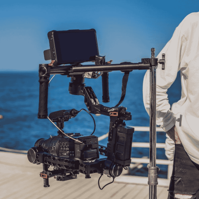 The Various Benefits of Stabilizer Gear for Filmmakers (1)