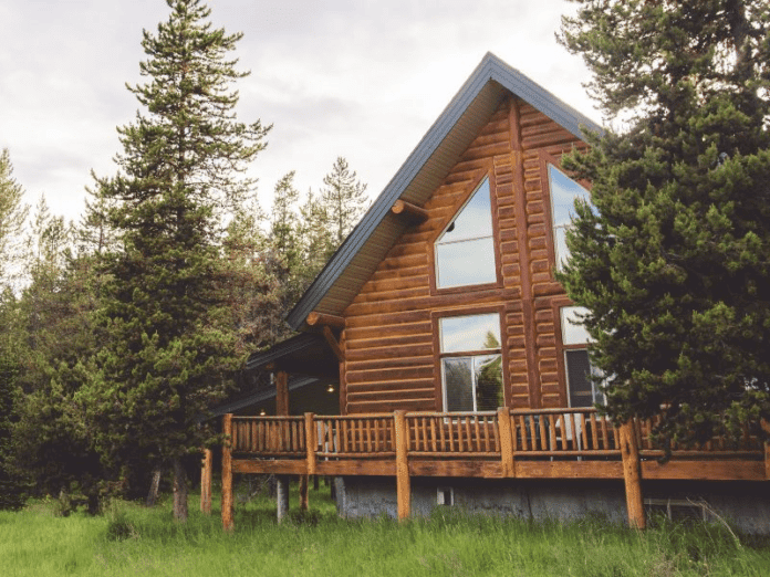 Most Common Misconceptions About Log Cabins (1)