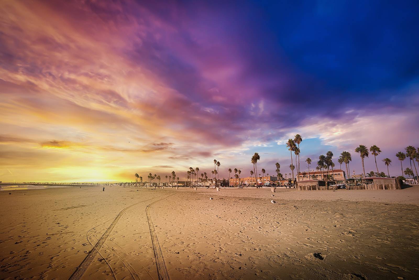 Newport Beach at sunset. Orange County, Southern California