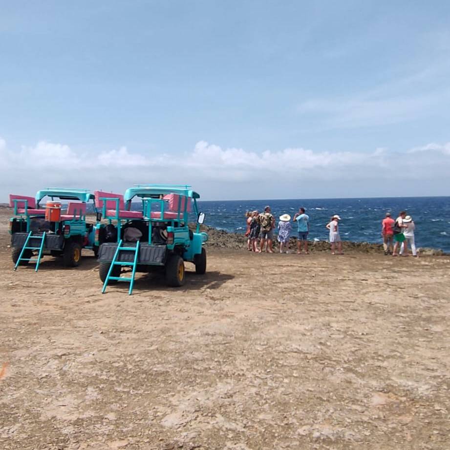 Best Buggy Tours In Curacao For Fun and Adventure (1)